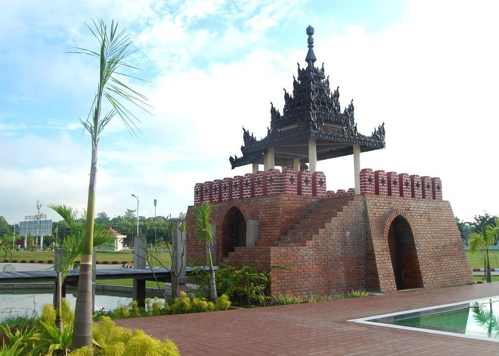 Man Myanmar Hotel Naypyidaw Exteriér fotografie
