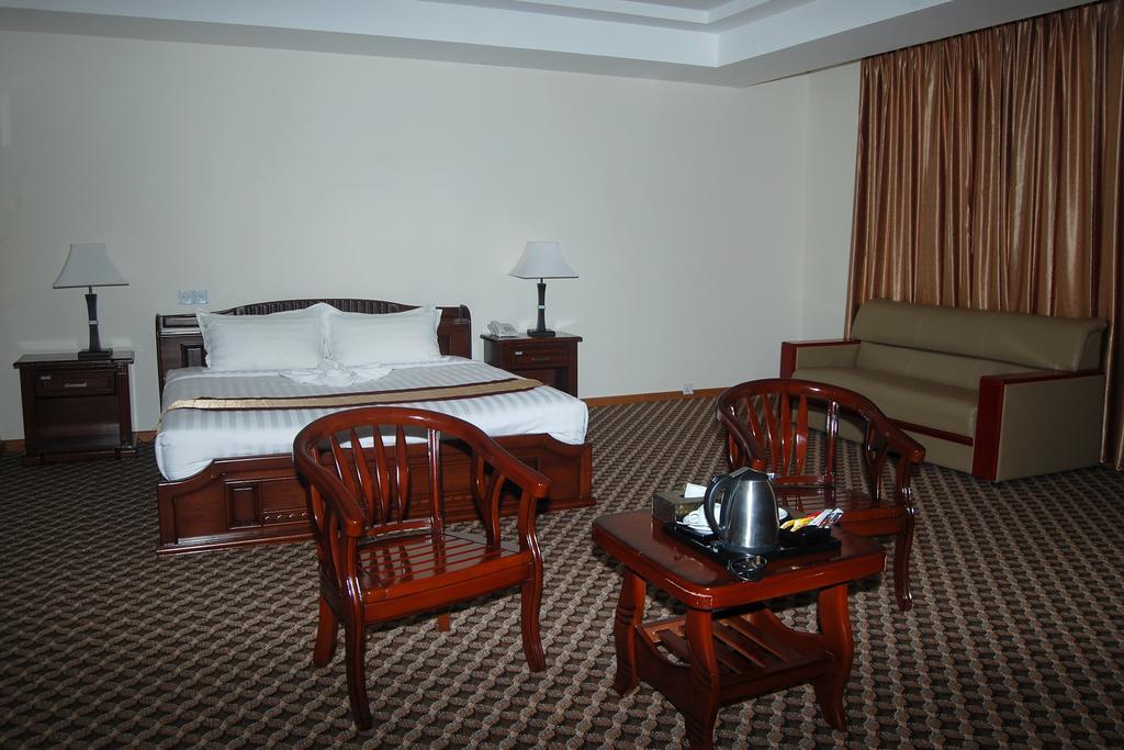 Man Myanmar Hotel Naypyidaw Exteriér fotografie