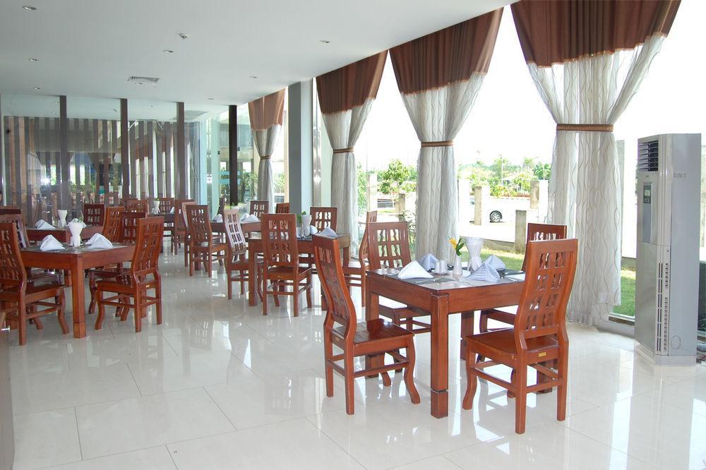 Man Myanmar Hotel Naypyidaw Exteriér fotografie