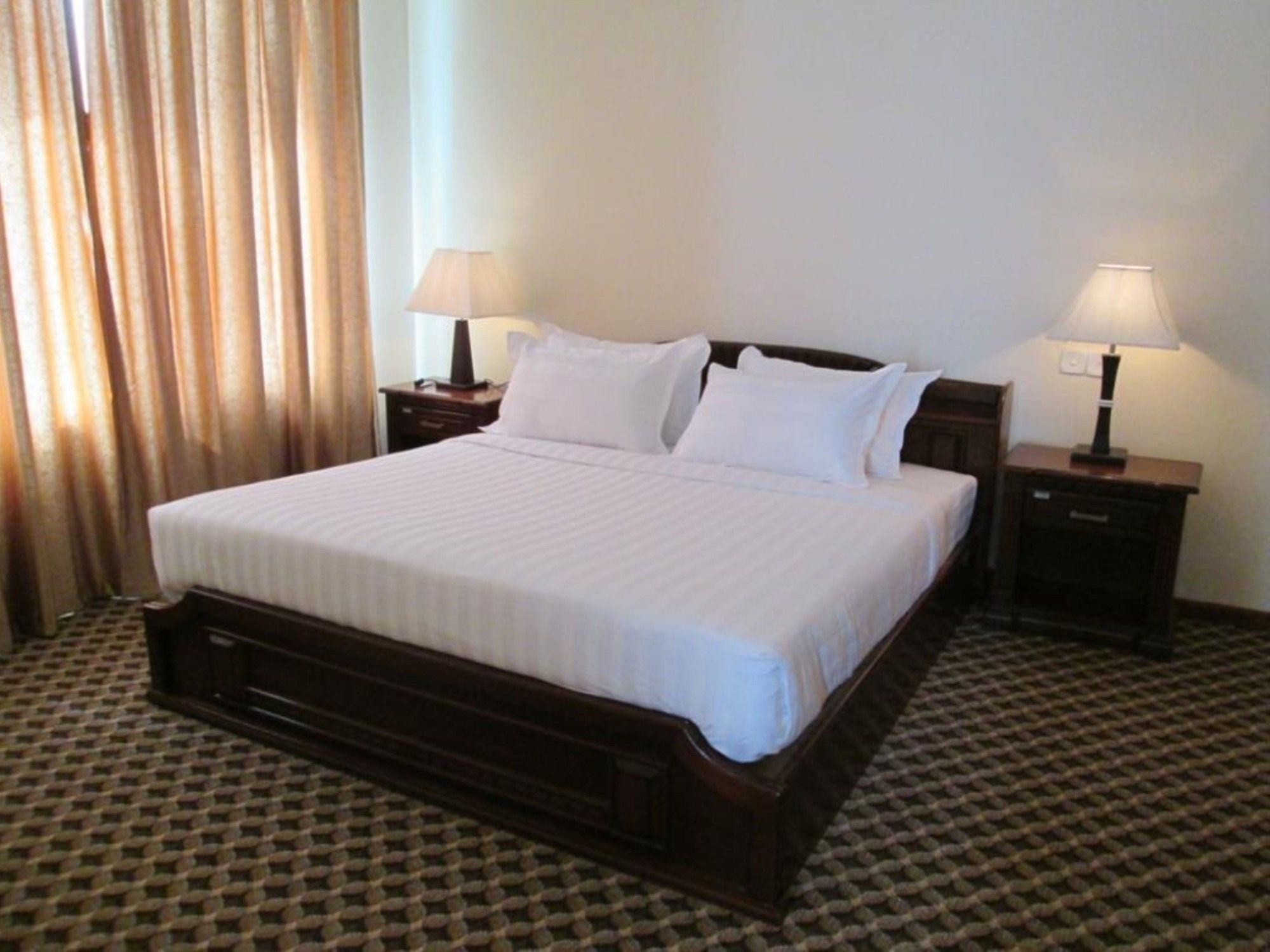 Man Myanmar Hotel Naypyidaw Exteriér fotografie