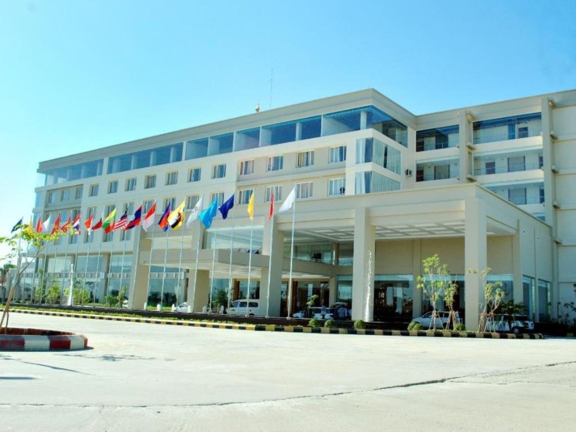 Man Myanmar Hotel Naypyidaw Exteriér fotografie