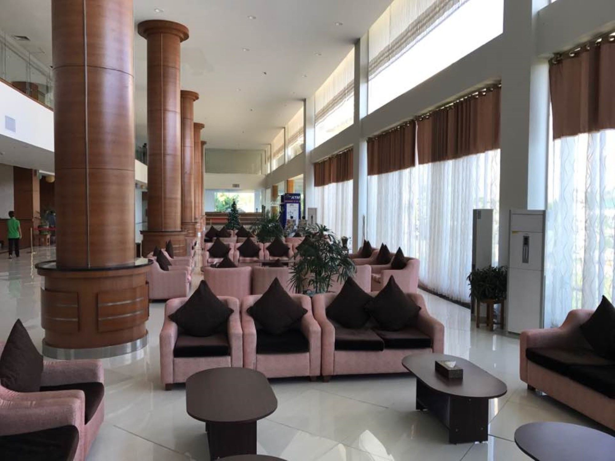 Man Myanmar Hotel Naypyidaw Exteriér fotografie